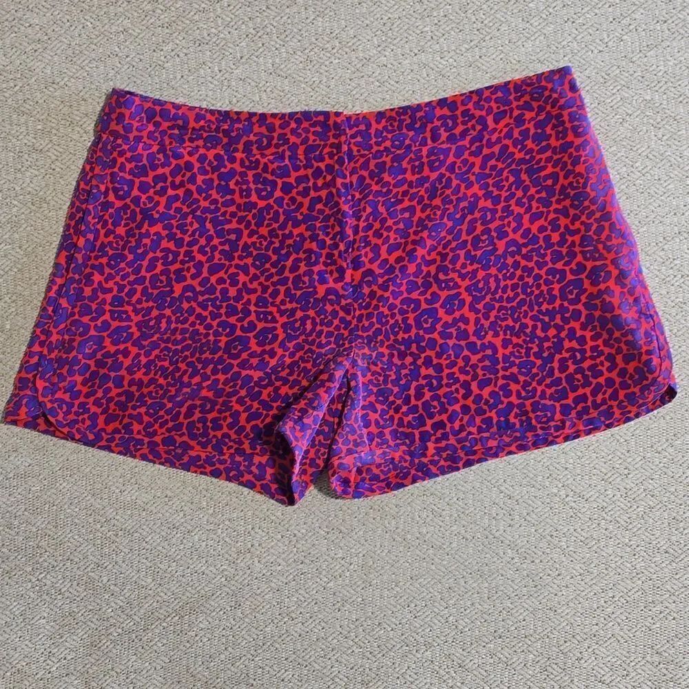 Diane Von Furstenberg Tiffany Clean Blue Camo Leopard Silk Shorts - Size 2